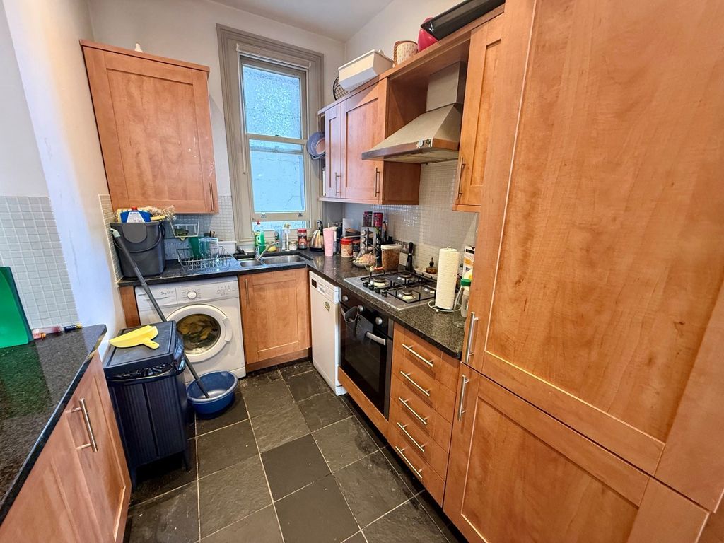 Property photo 3 of 11 Picture No. 05