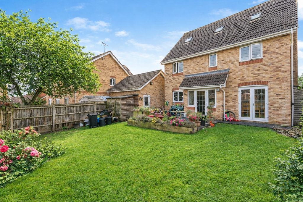 Property photo 3 of 21