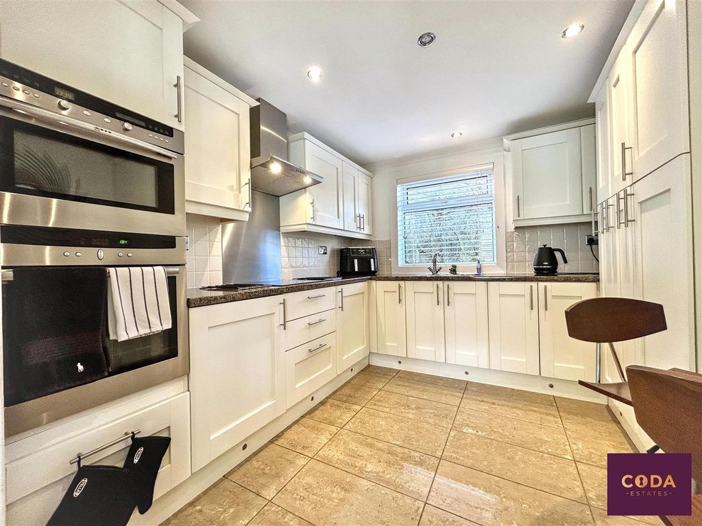 Property photo 3 of 30 Img_4229.Jpg