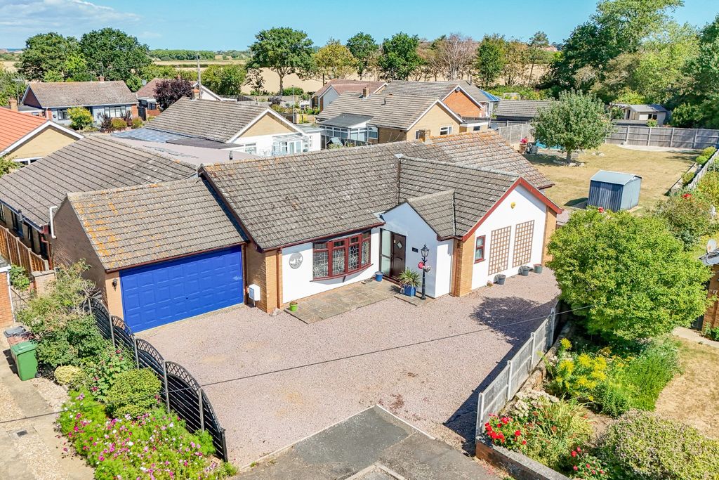 Property photo 2 of 30 5328515