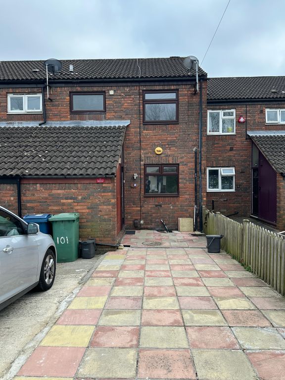 Property photo 1 of 13 Whatsapp Image 2025-04-01 At 4.19.31 Pm (11)