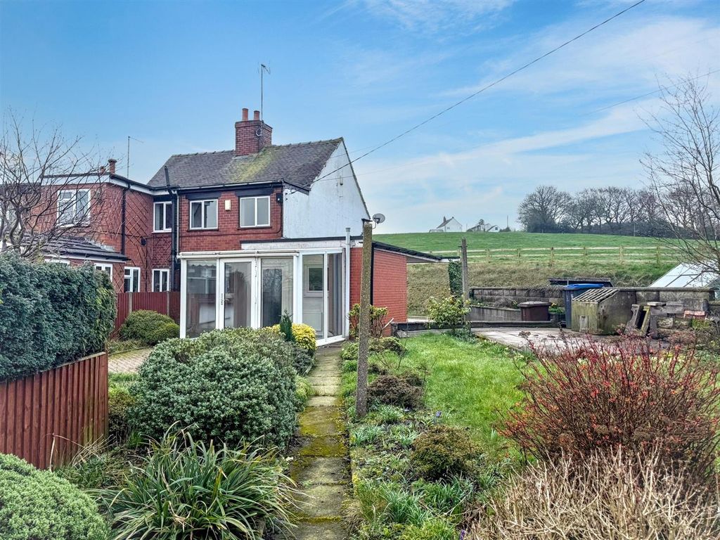 Property photo 3 of 22 Outside