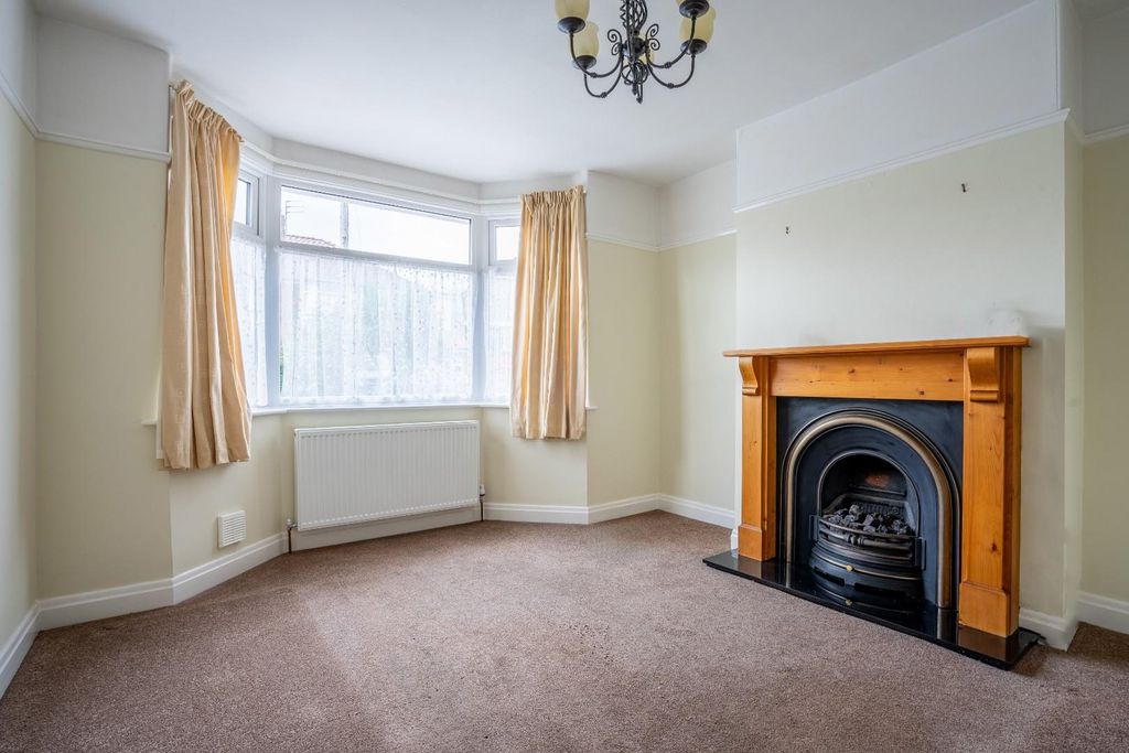 Property photo 2 of 14 Mw-1.Jpg