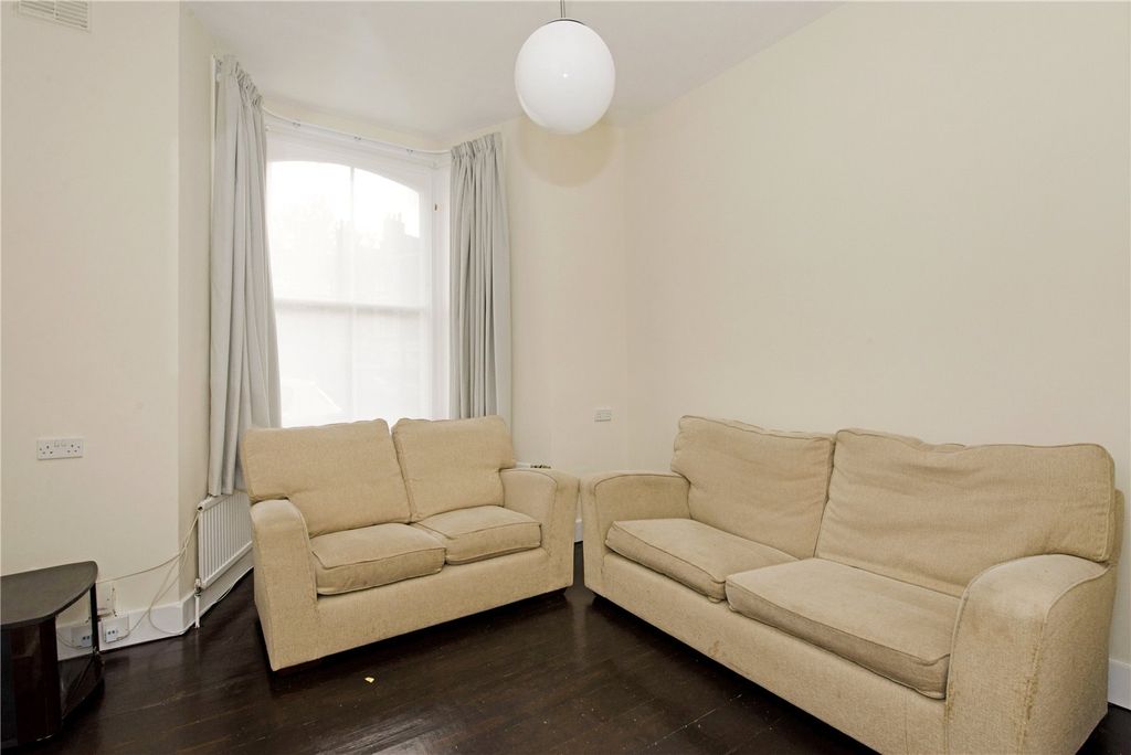 Property photo 3 of 7