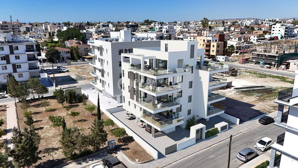 Property photo 2 of 3