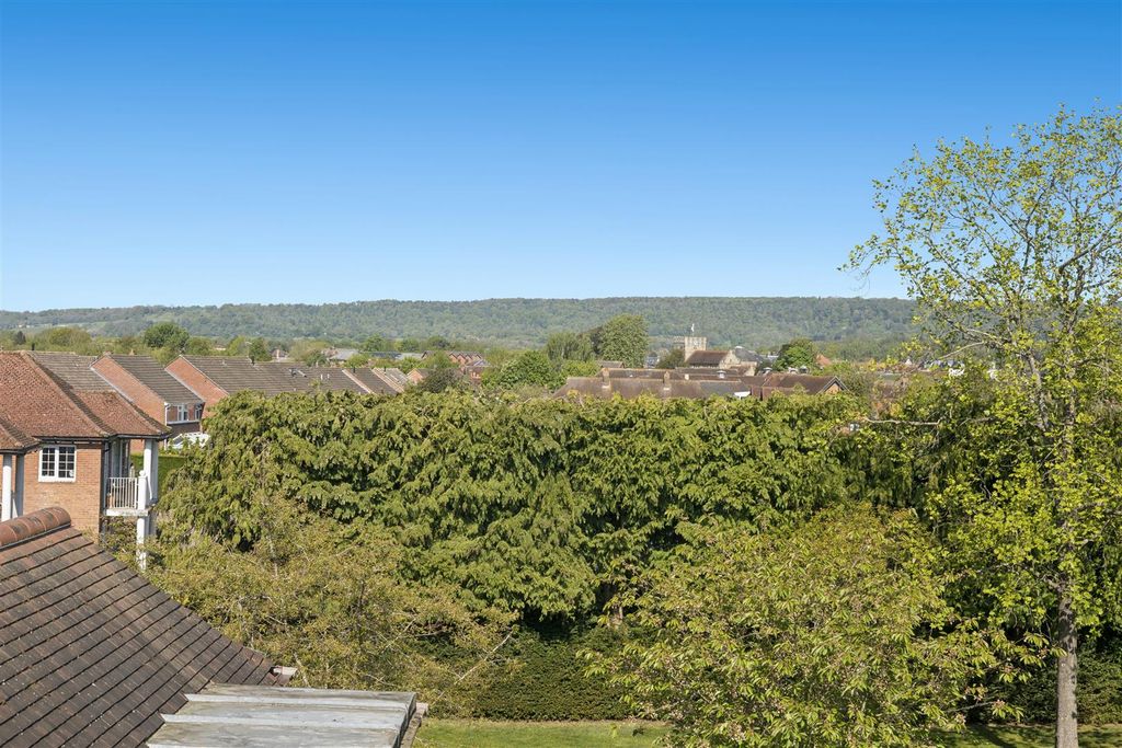 Additional image 30 of 5 bed detached house for saleThe Avenue, Petersfield GU31