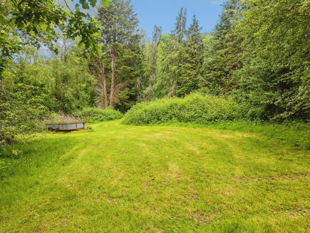 Property photo 3 of 33