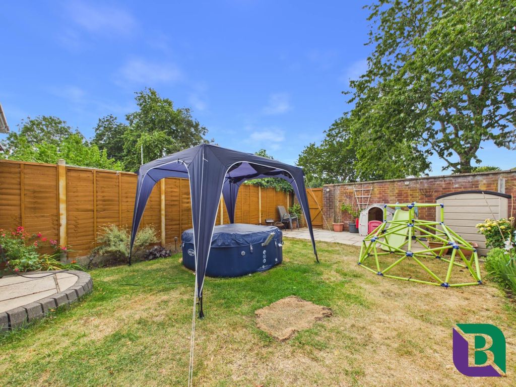 Property photo 3 of 15