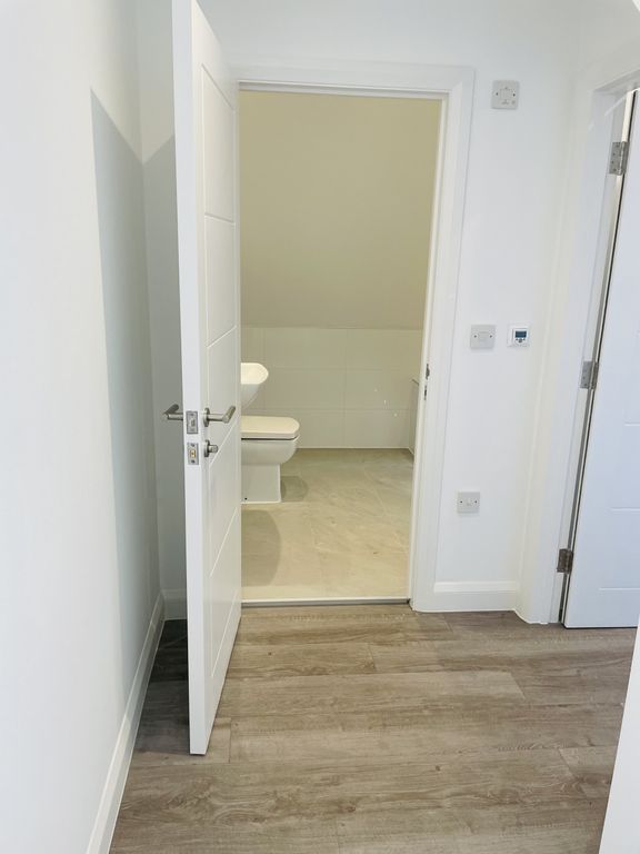 Property photo 3 of 7 Photo 2