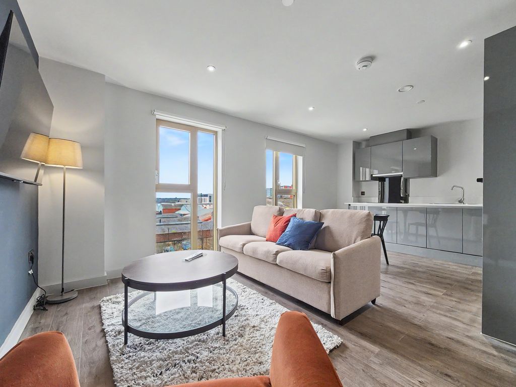 Property photo 1 of 17