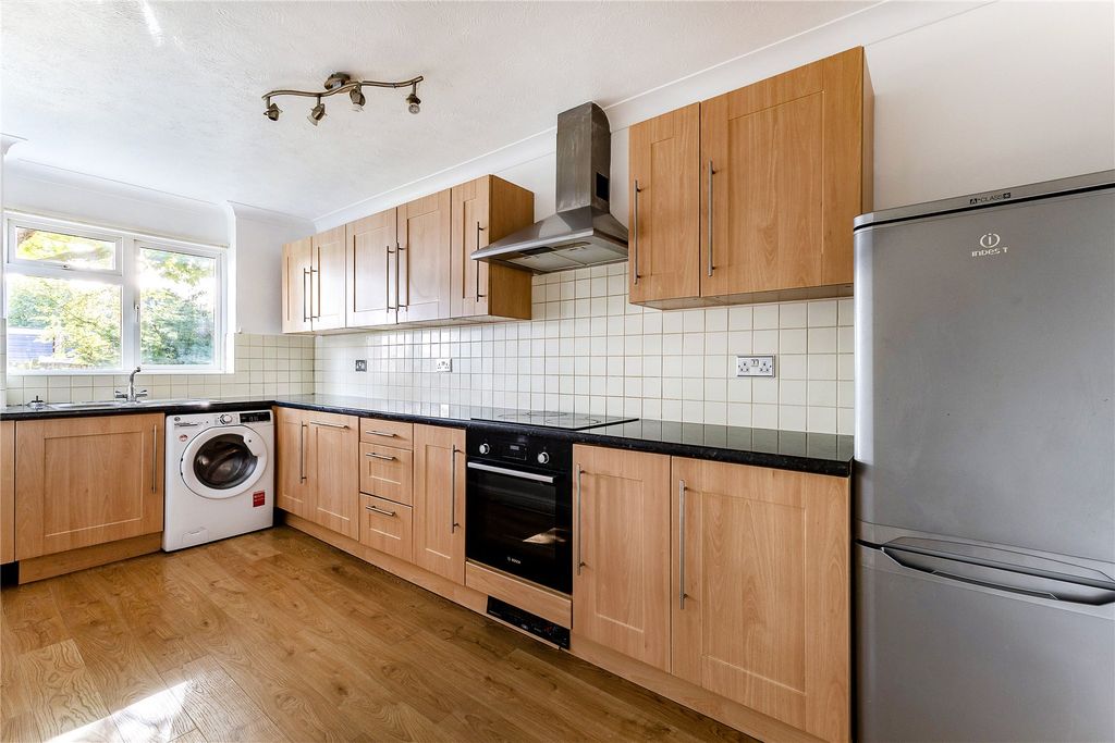 Property photo 1 of 12 Picture No. 05