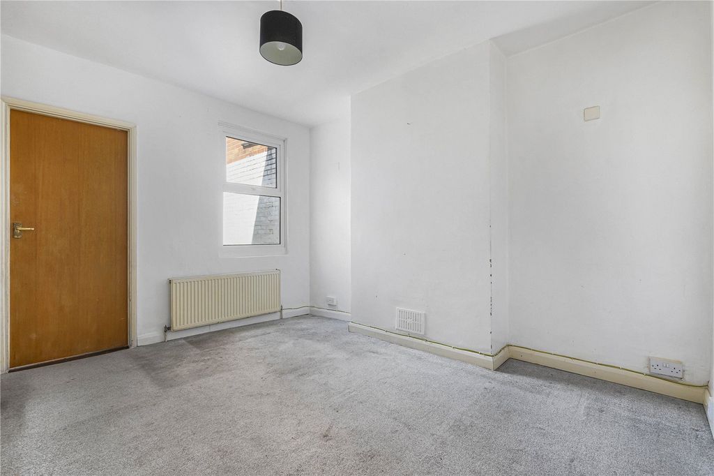Property photo 3 of 10 Picture No. 07