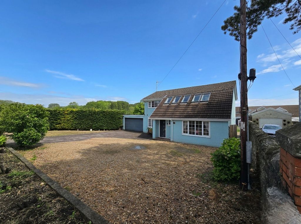 Property photo 2 of 29