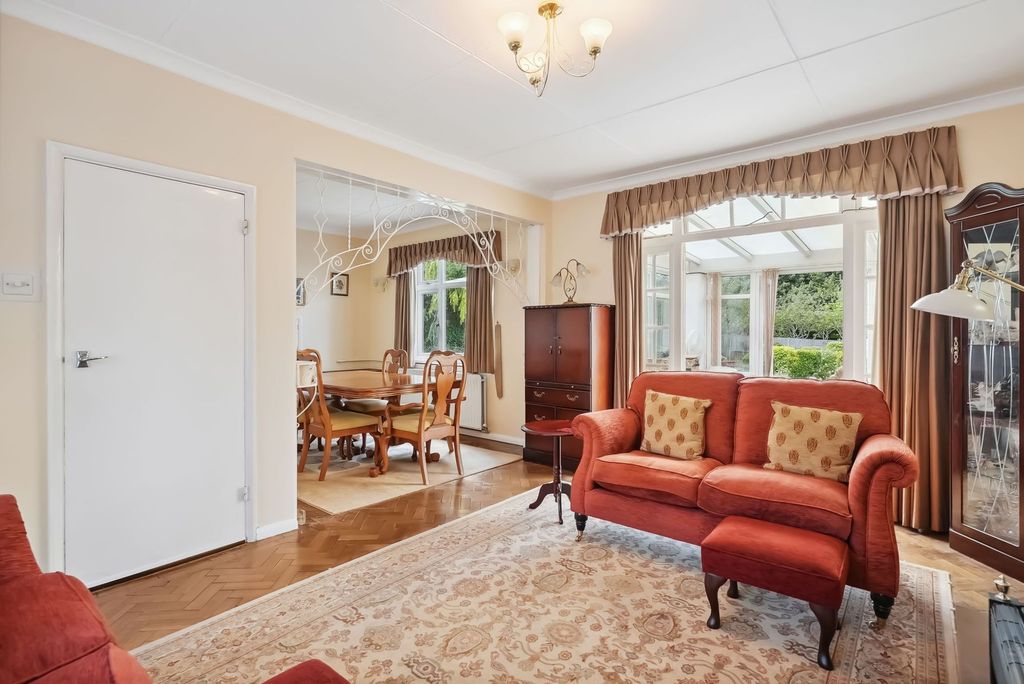 Property photo 2 of 18