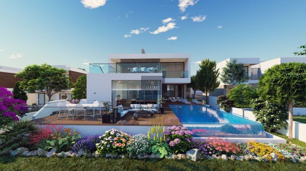 Property photo 1 of 4