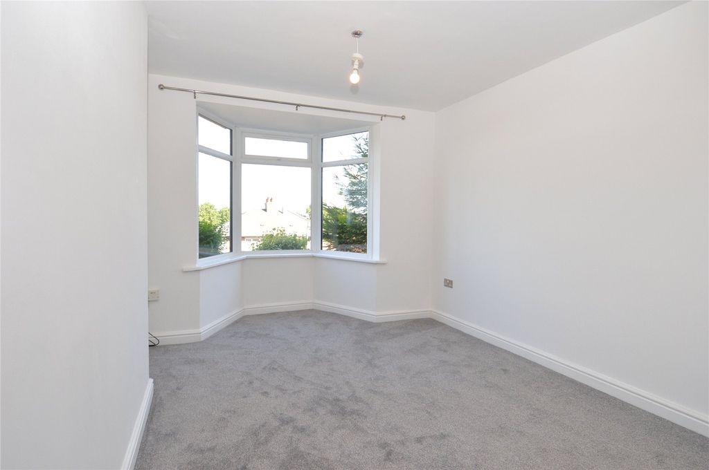 Property photo 3 of 13 Picture No. 07