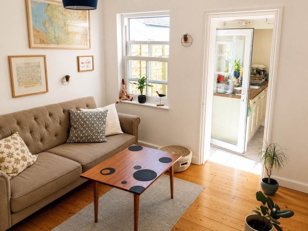Property photo 1 of 8