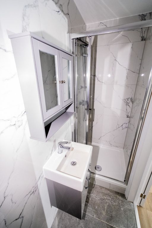 Property photo 3 of 3