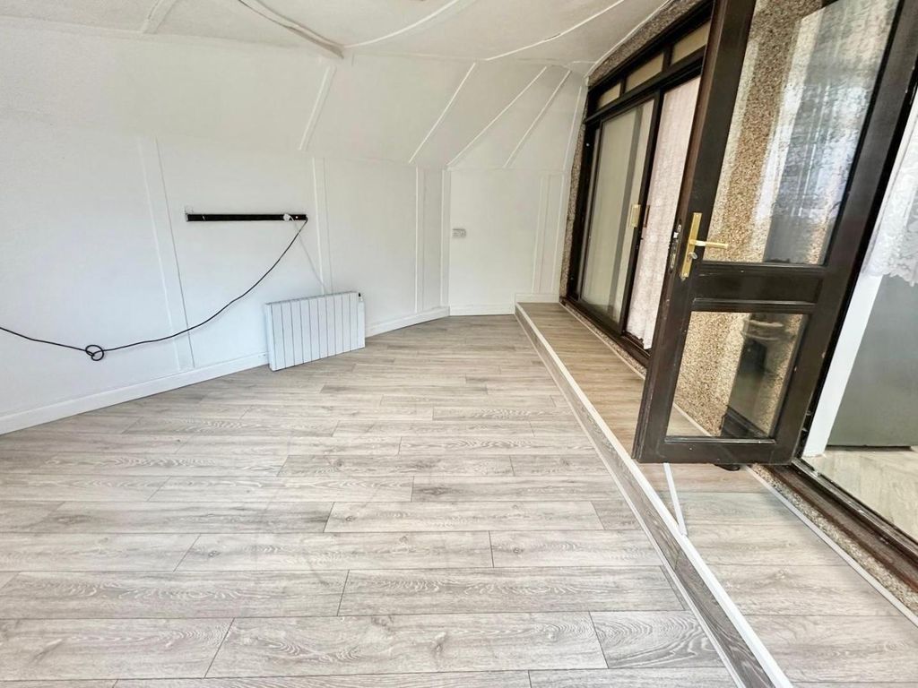 Property photo 3 of 12 Turner Road 12.Jpg