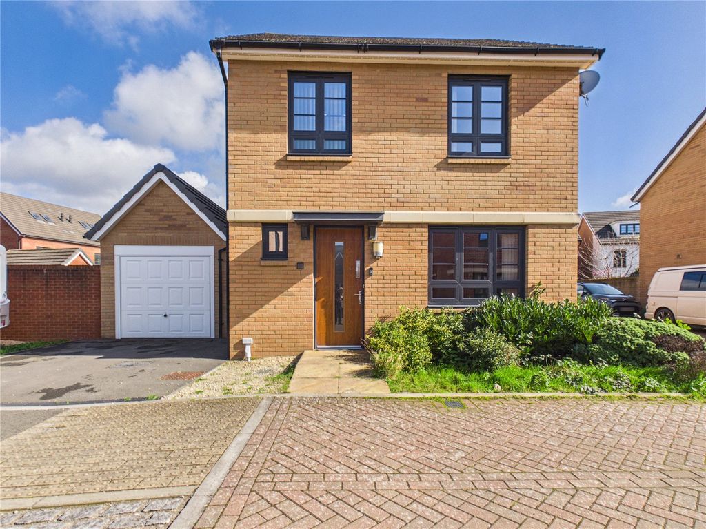 Property photo 2 of 23 Picture No. 39