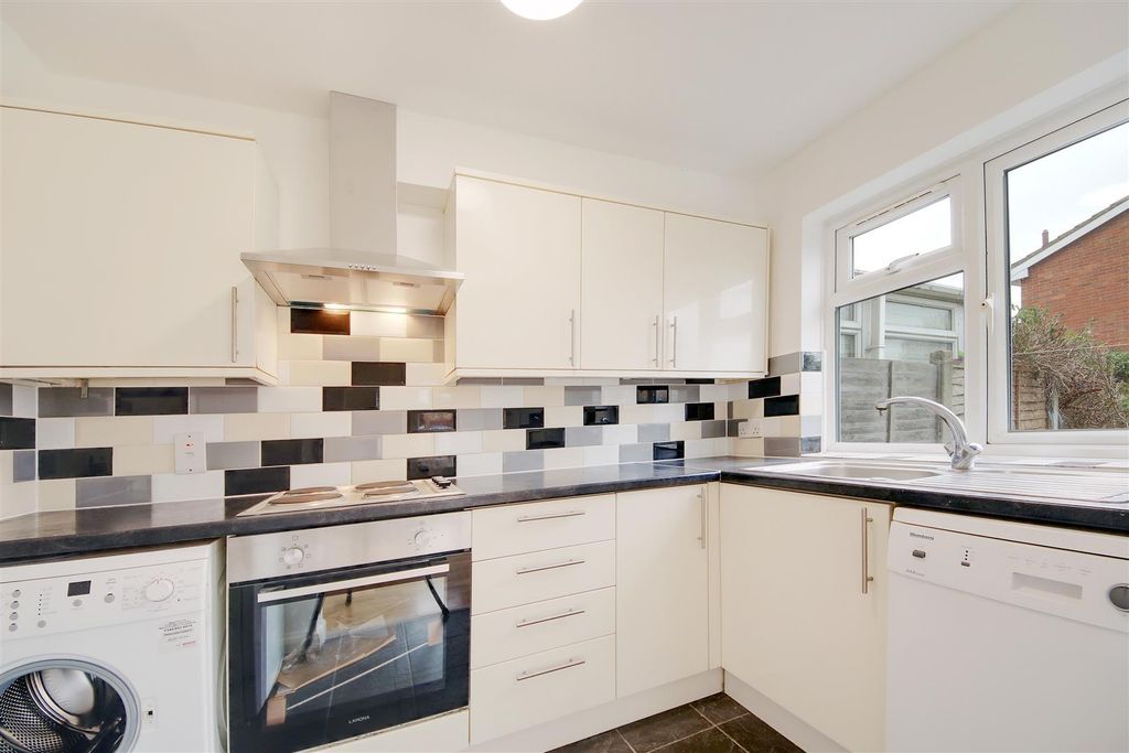 Property photo 2 of 11 Yryjne5Nh0Guibeq9Kpesq.Jpg