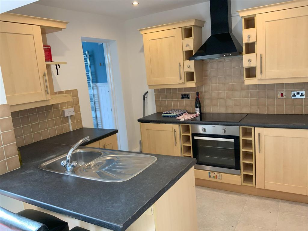 Property photo 2 of 14 F Rup Kitchen.Jpg