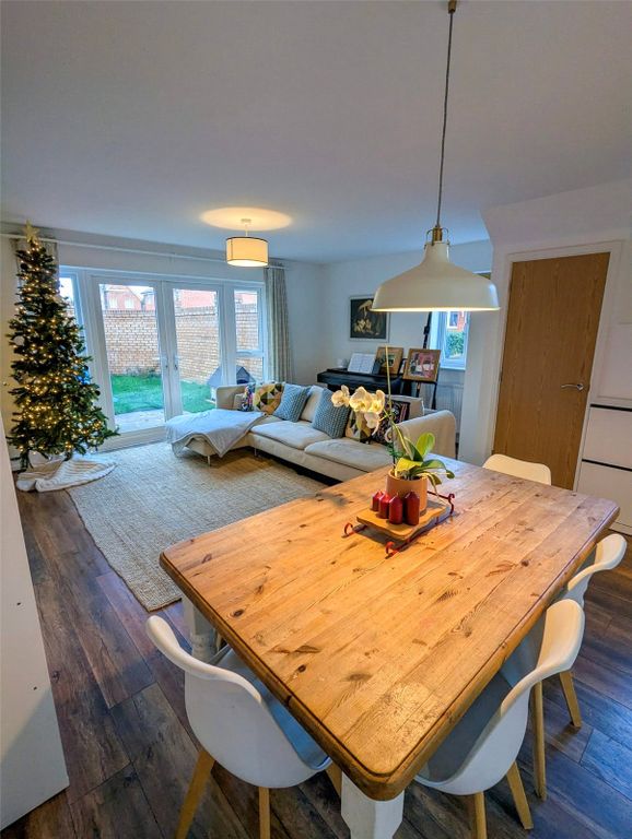 Property photo 3 of 18 Picture No. 03