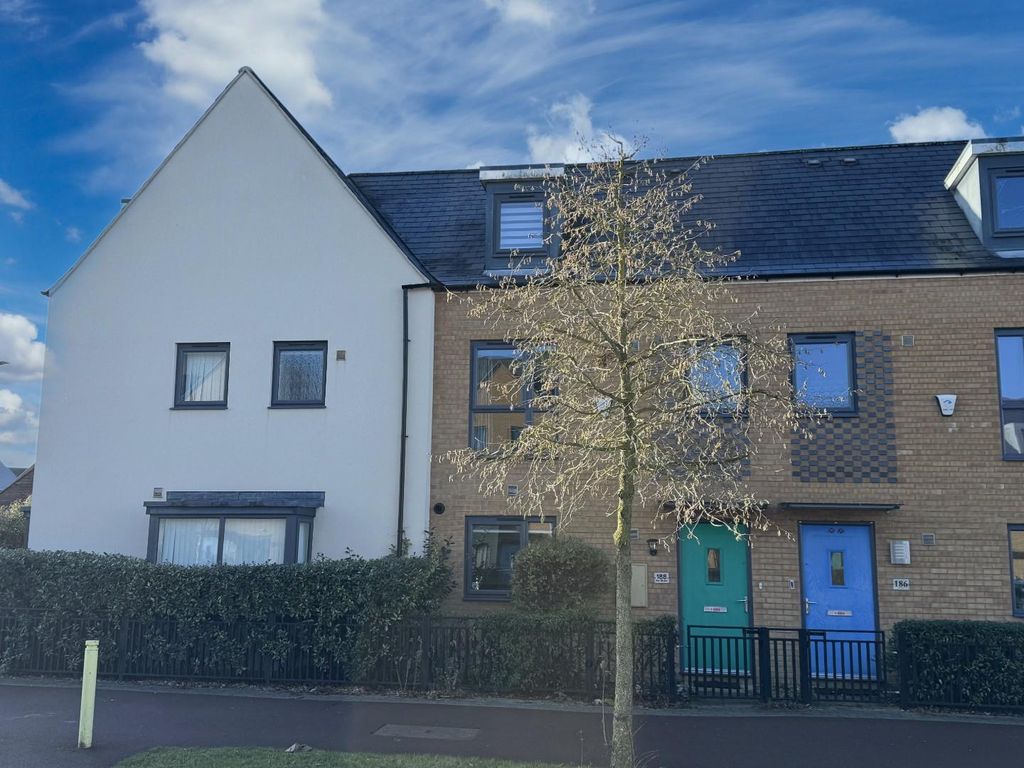 Property photo 1 of 9 Main.Jpg