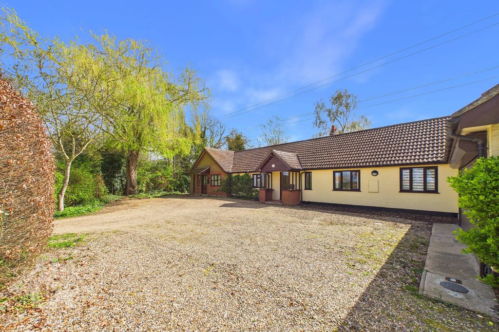 Property photo 2 of 43