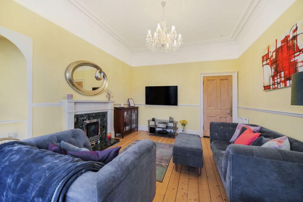 Property photo 3 of 23