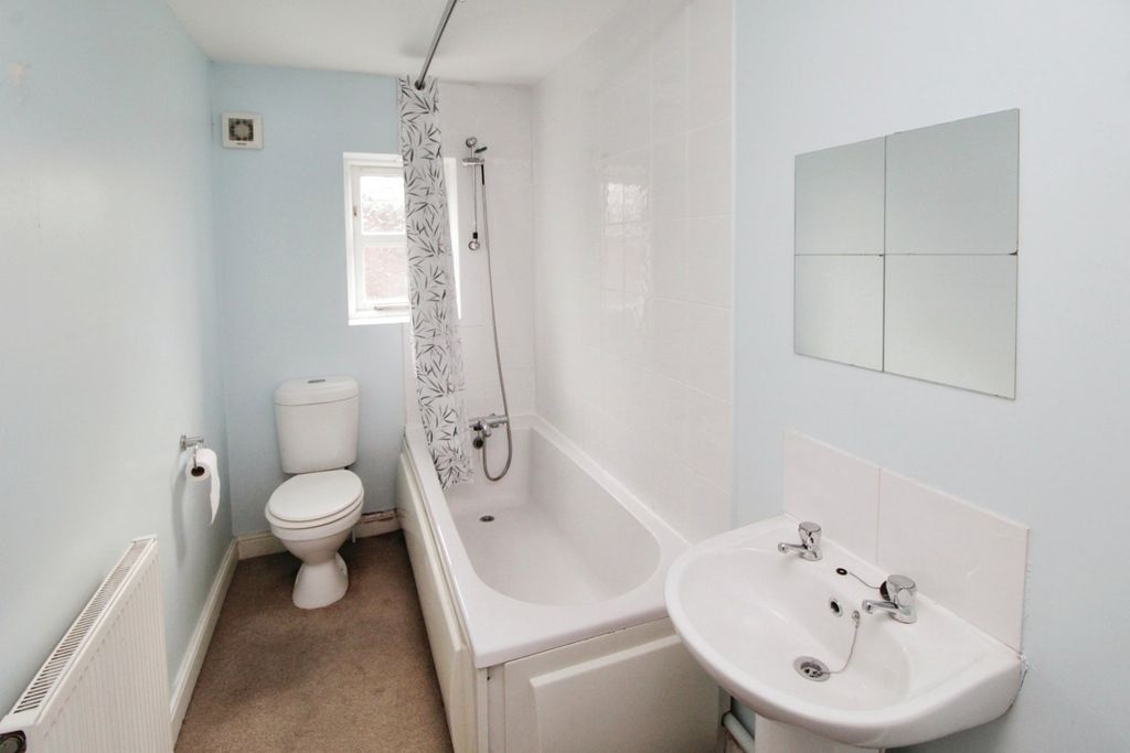 Property photo 3 of 7 Picture No. 04