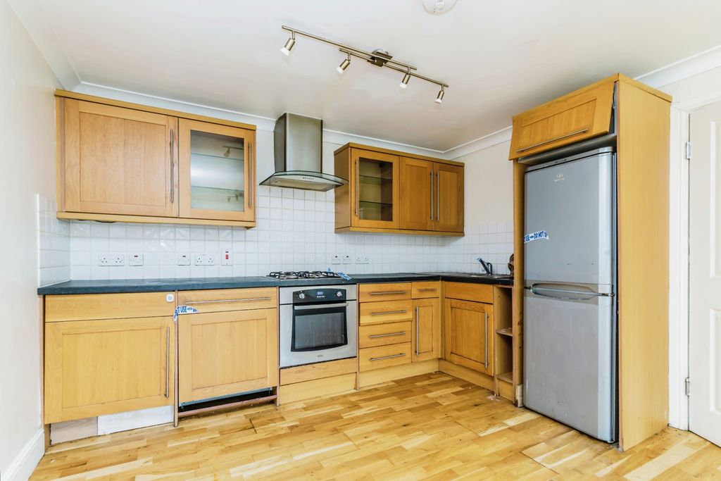 Property photo 3 of 16 Photography