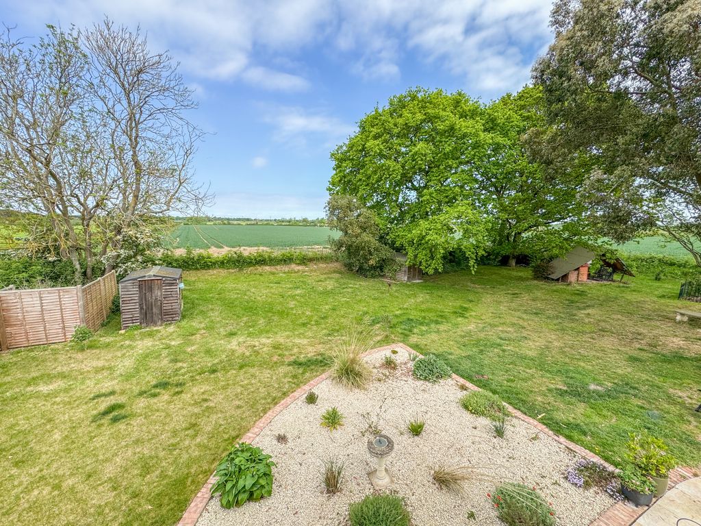 Property photo 3 of 62 Img_2522