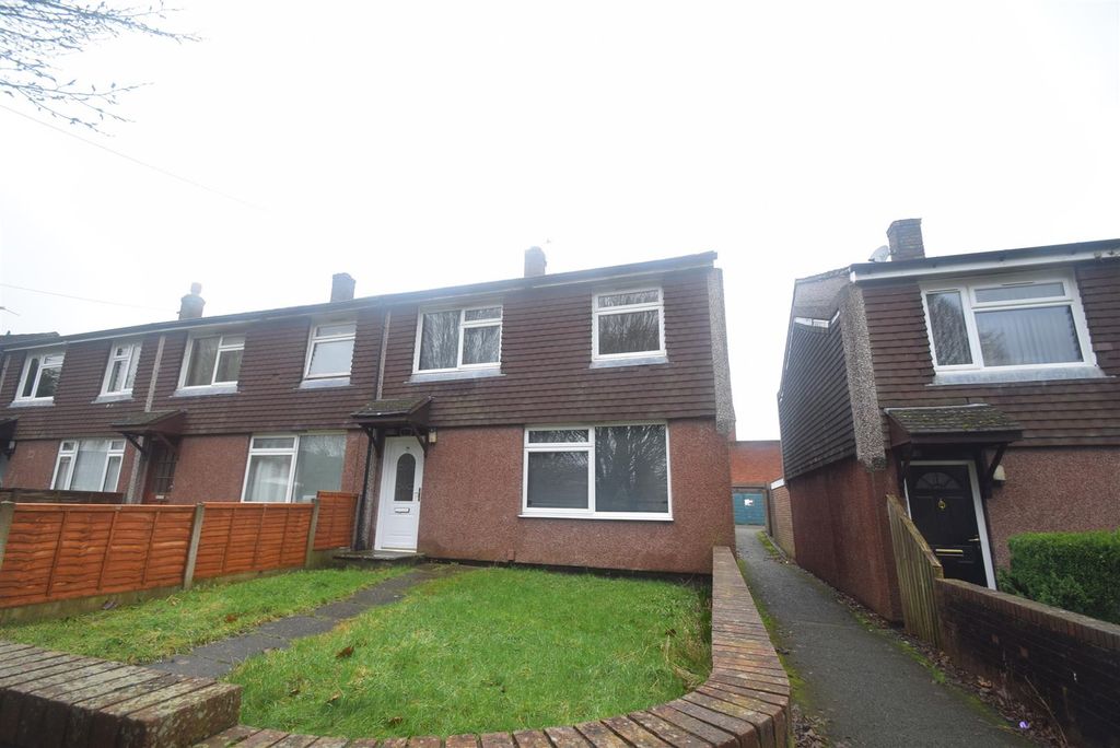 Property photo 1 of 13 Front Of Property.Jpg