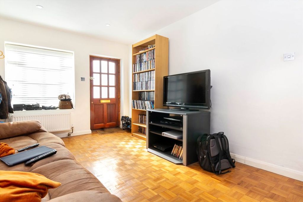 Property photo 2 of 5