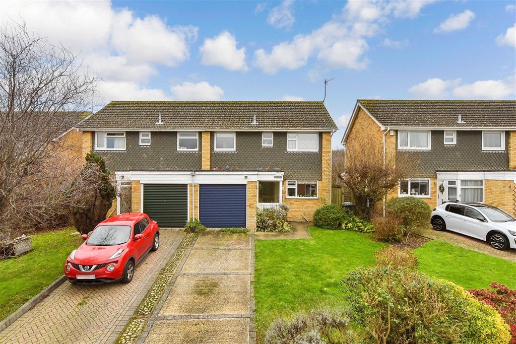 Property photo 1 of 16 Web