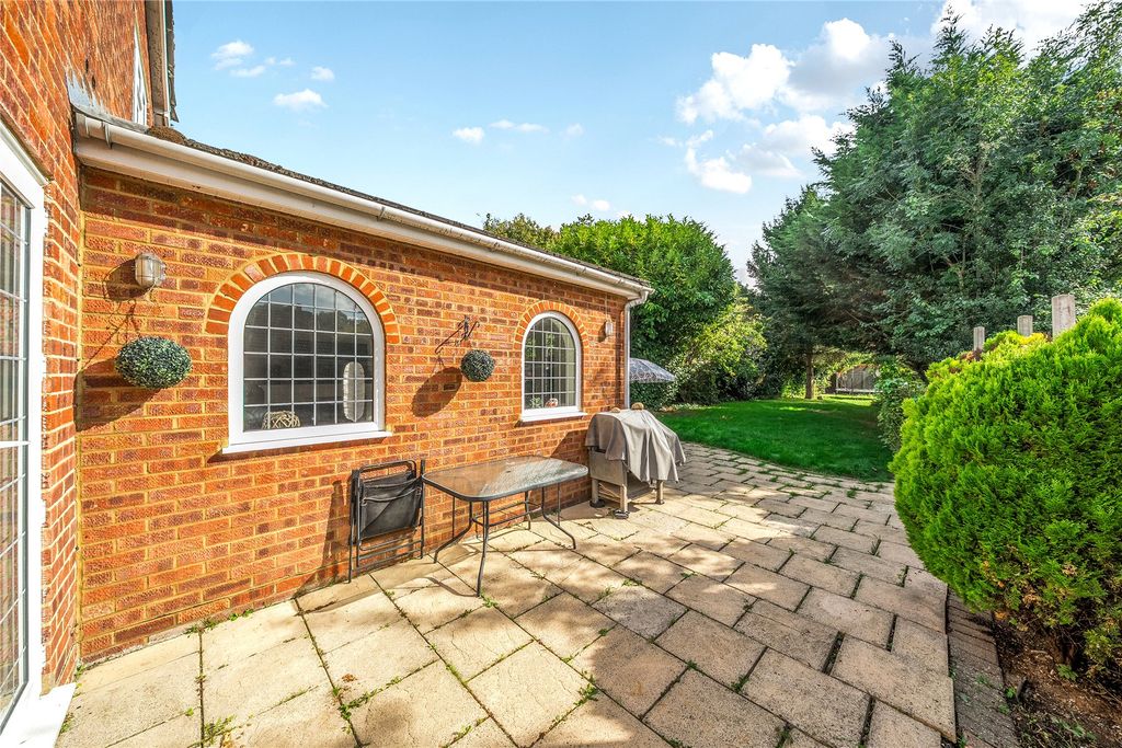 Property photo 2 of 22 Picture No. 06