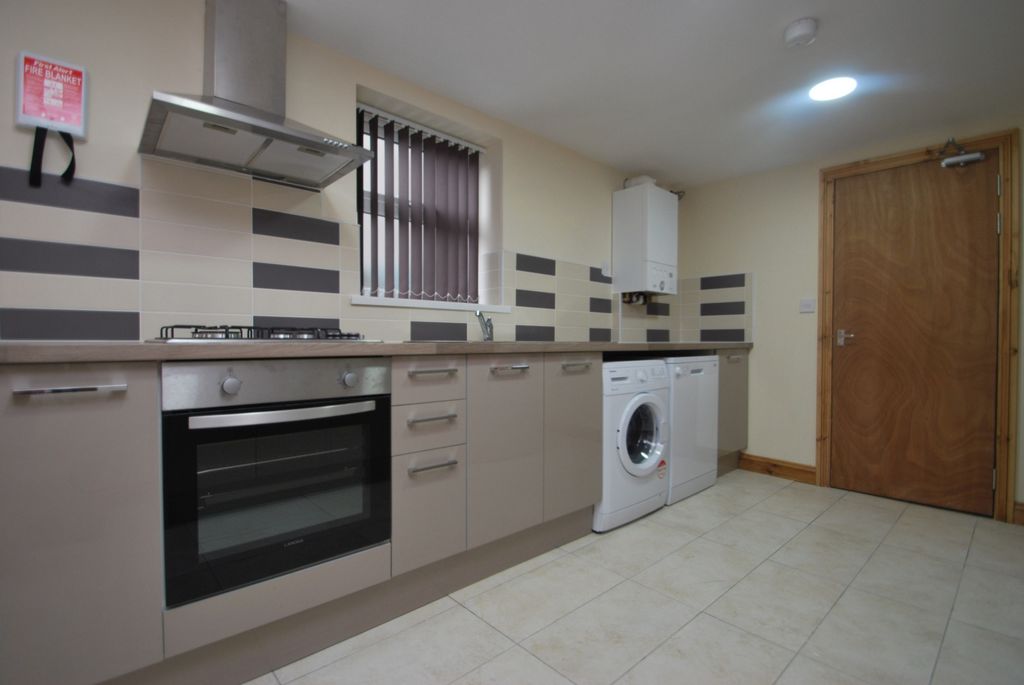 Property photo 2 of 13 Photo 10