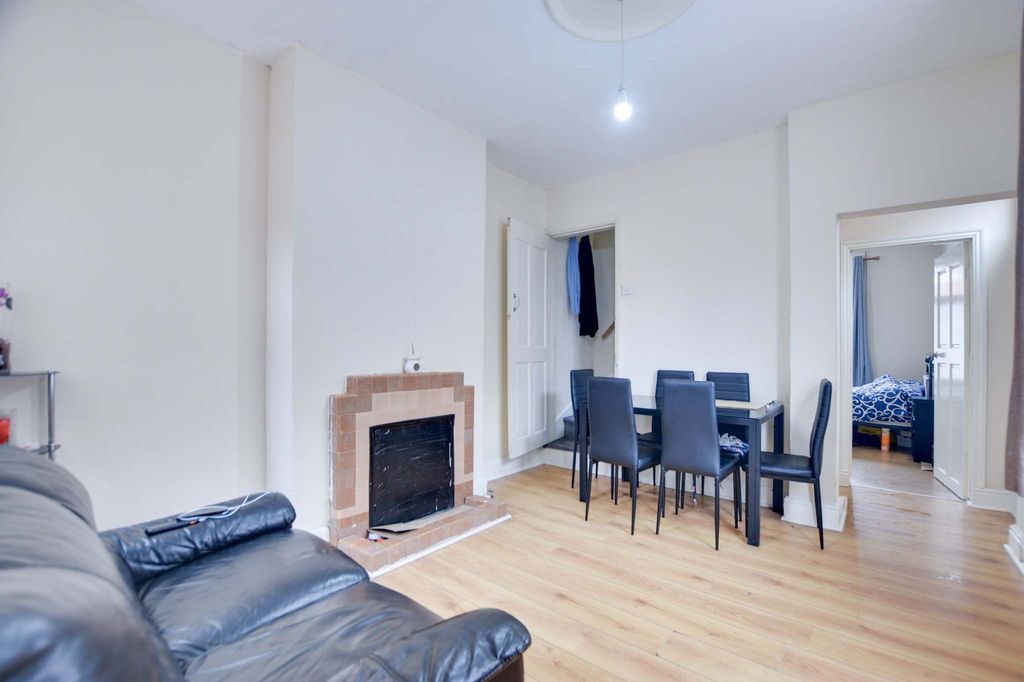 Property photo 3 of 9 Reception Room