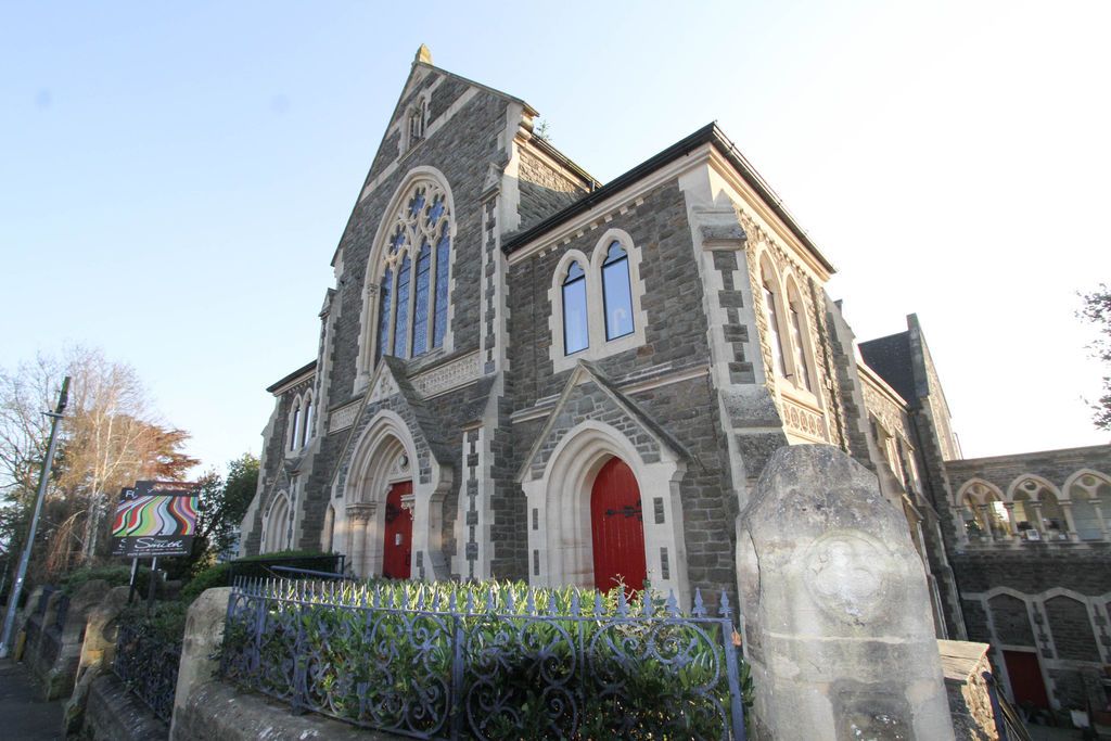 Property photo 1 of 7 Front