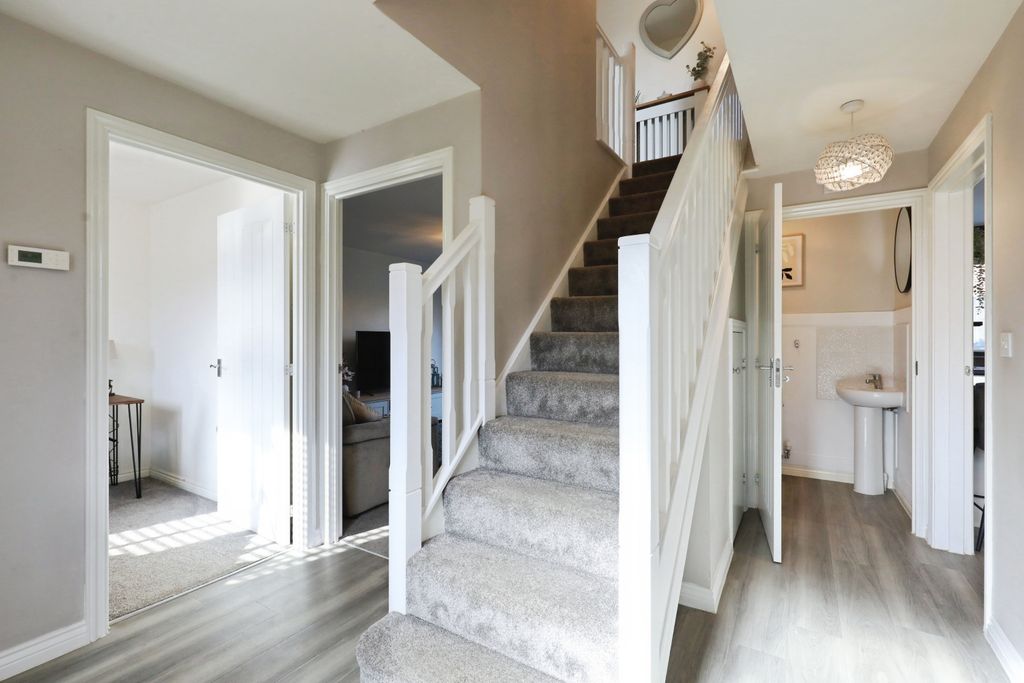 Property photo 2 of 20 1J3A8447