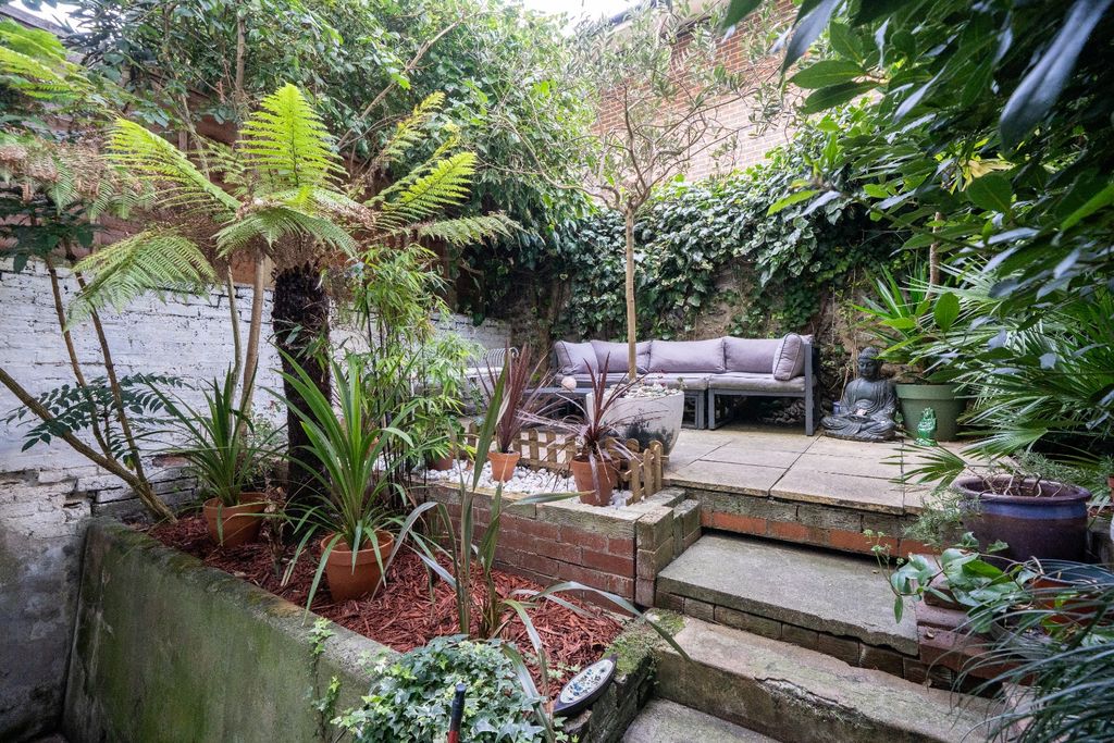 Property photo 3 of 15 4461842