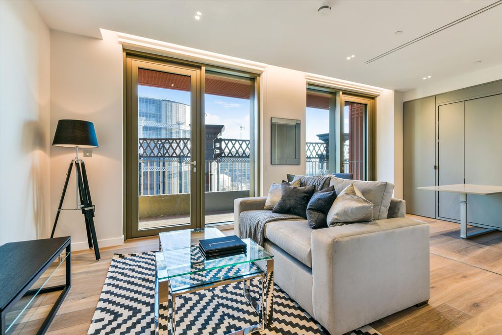 Property photo 1 of 8 Image