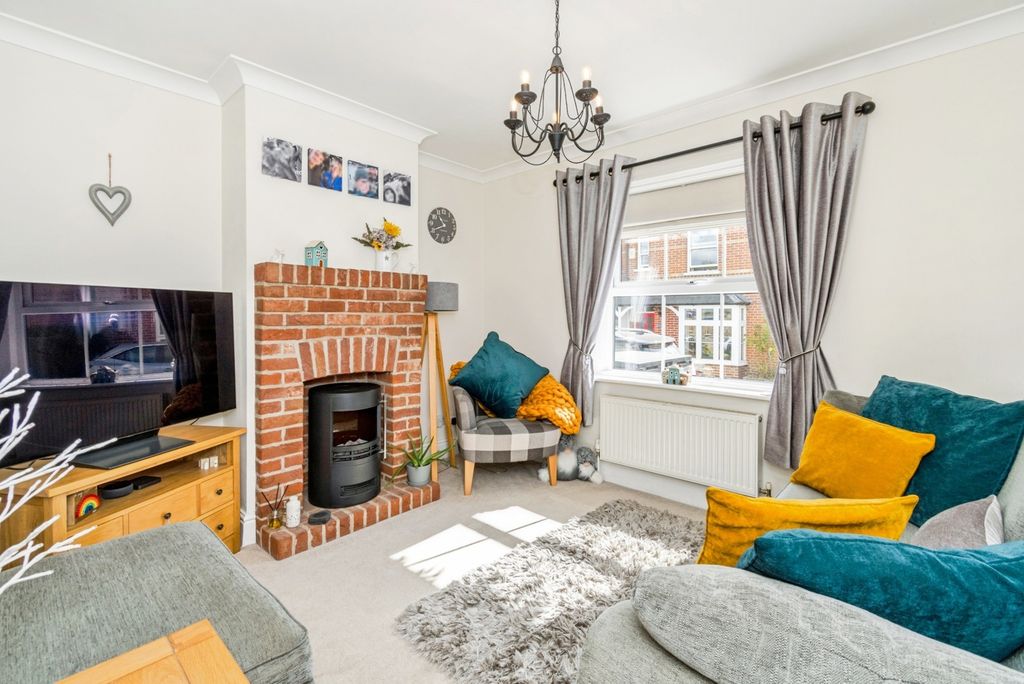 Property photo 2 of 21 Pbox-Img.Jpg
