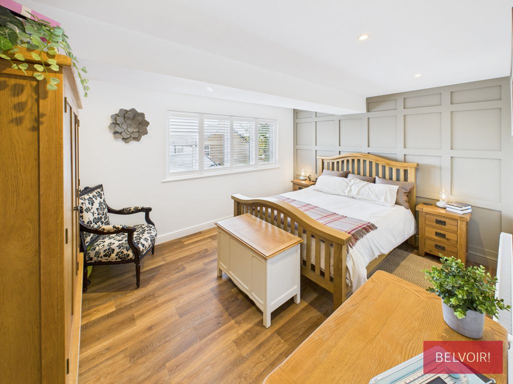 Property photo 3 of 27