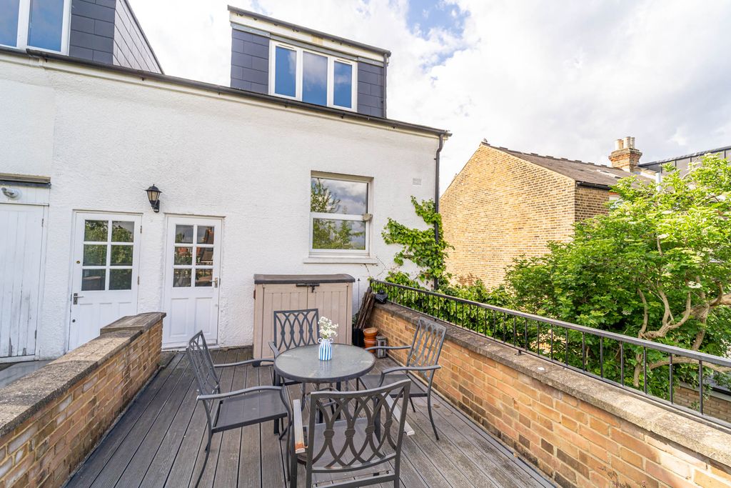 Property photo 3 of 10 Ndb06196