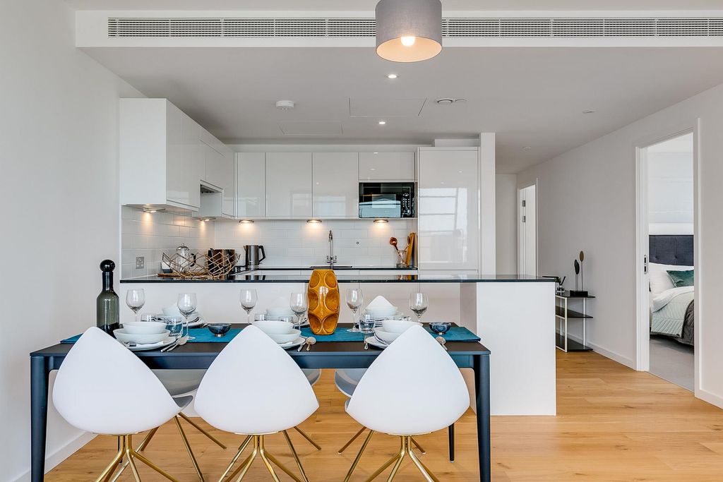 Property photo 2 of 10 Image