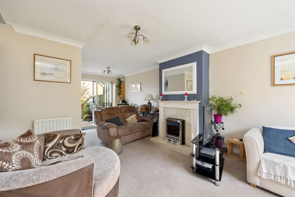 Property photo 2 of 15