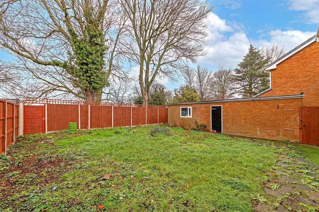 Property photo 2 of 15 14Barncroftroad_Internals-16.Jpg