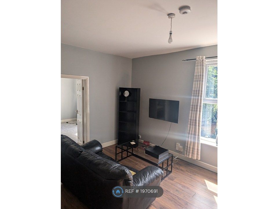 Property photo 3 of 7